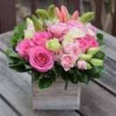 Dutch Box for Sweetheart – Flowers By Marianne, Salisbury MA