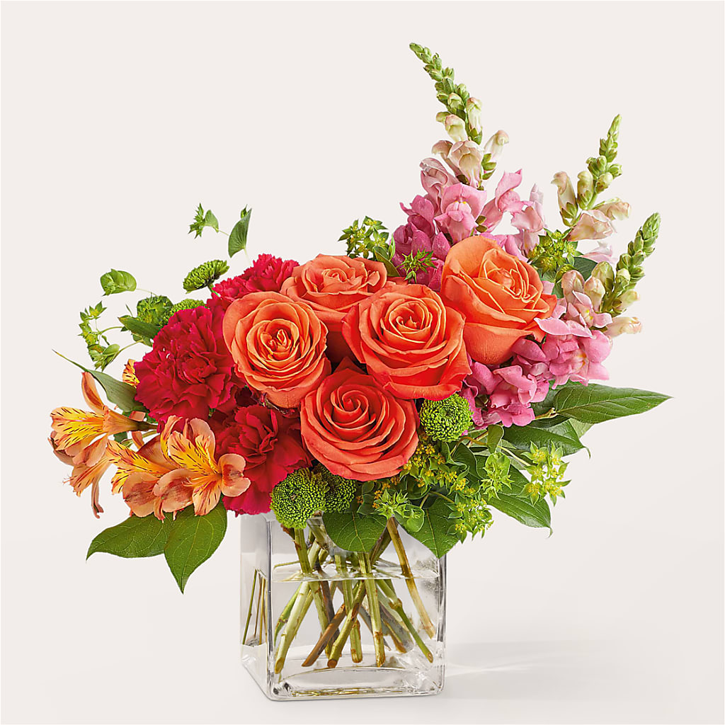 Cosmopolitan Bouquet – Flowers By Marianne, Salisbury MA