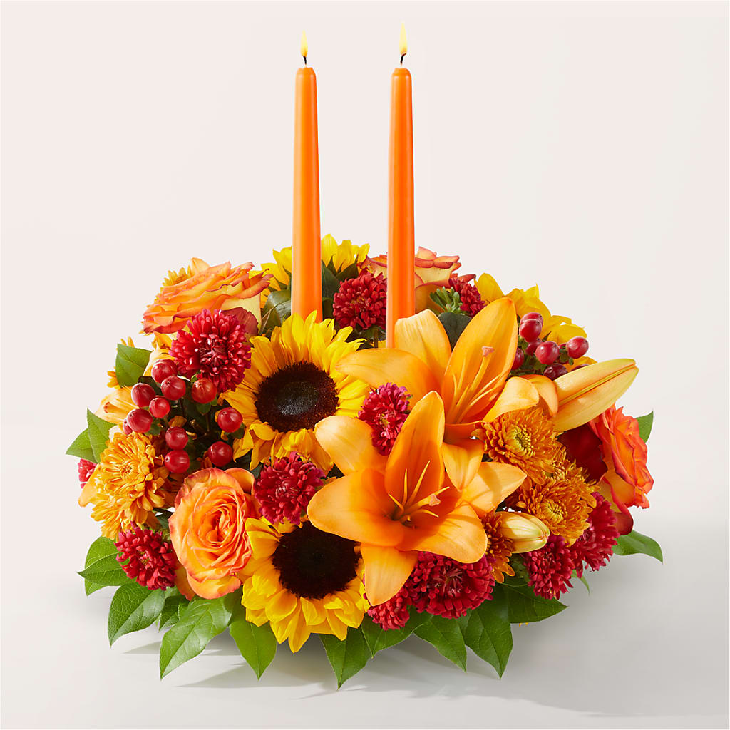 Grateful Centerpiece – Flowers By Marianne, Salisbury MA