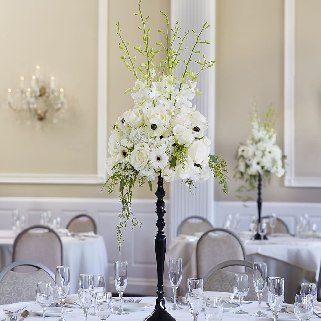 Regency Centerpiece – Flowers By Marianne, Salisbury MA