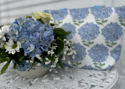 Token of Appreciation Bouquet w/ Lunch Bag –  Flowers By Marianne, Salisbury MA